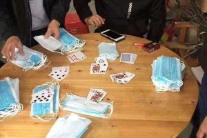 【副業】マスク転売してたら頭のおかしい奴に買われて困ってる