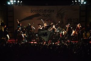 【音楽】「世界でも通用すると思う日本のバンド」ランキングTOP25     3位は「ワンオク」、2位は「B’z」★4  [muffin★]