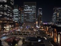 【雑談】【朗報】東京駅前広場、大完成　これが日本の首都だお前ら( ･`ω･´)